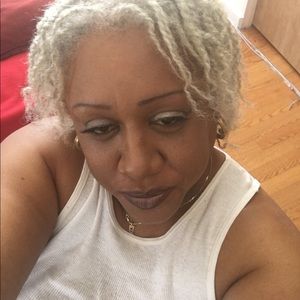 Meet your Posher, Lanna